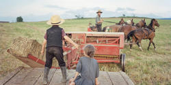 Photograph of Amish family at work in Pennsylvania by Viktor Hübner MFA 19 PH