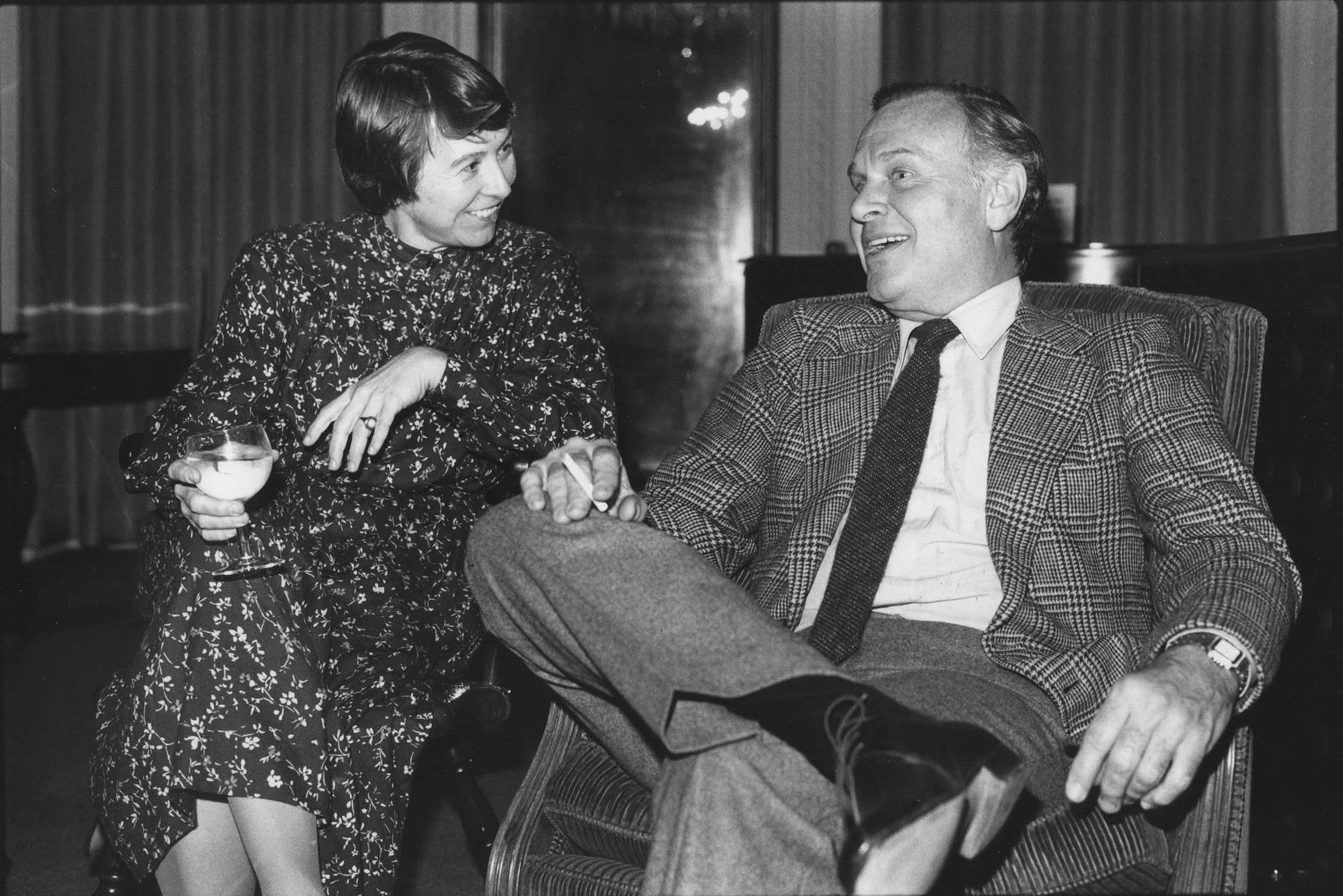 Former RISD President Lee Hall and designer Bill Blass