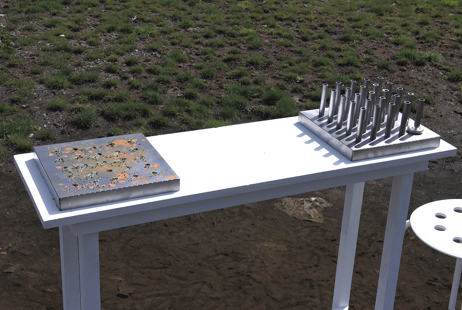 bench with unexplained game included