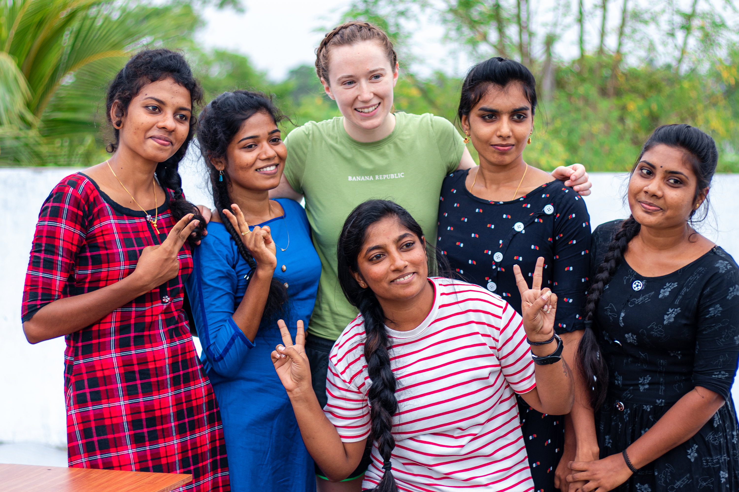 group shot of Jasmine Gutbrod and Sri Lankan friends