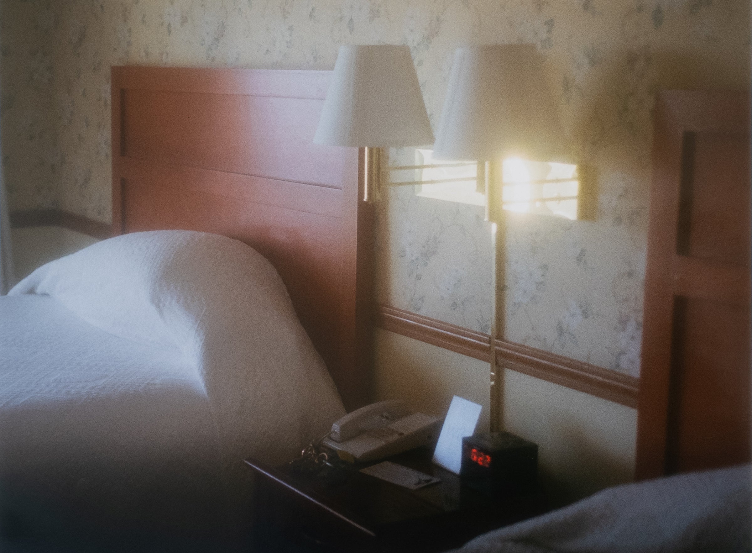 hazy photo of a hotel room