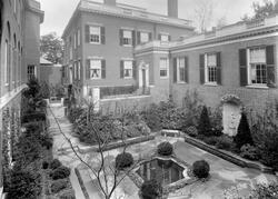 Black and white view of Radeke Memorial Garden from 1934 from the RISD Archives.