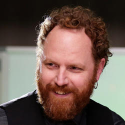 Ryan Lesser headshot.