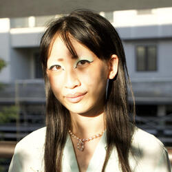 Julia Chen 