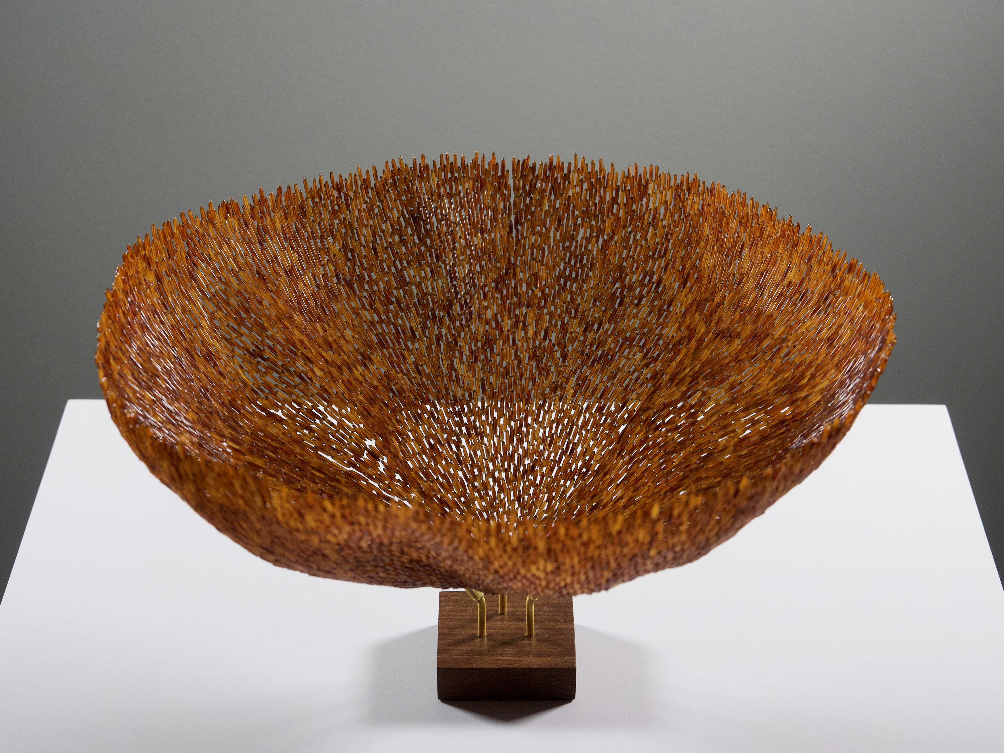 sculpture by Park showing the entire leaflike piece shown above