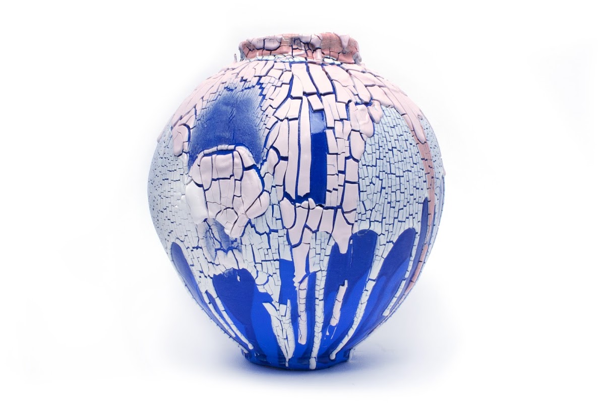 Ceramic vessel by Tiffany Tang MFA 20 CR