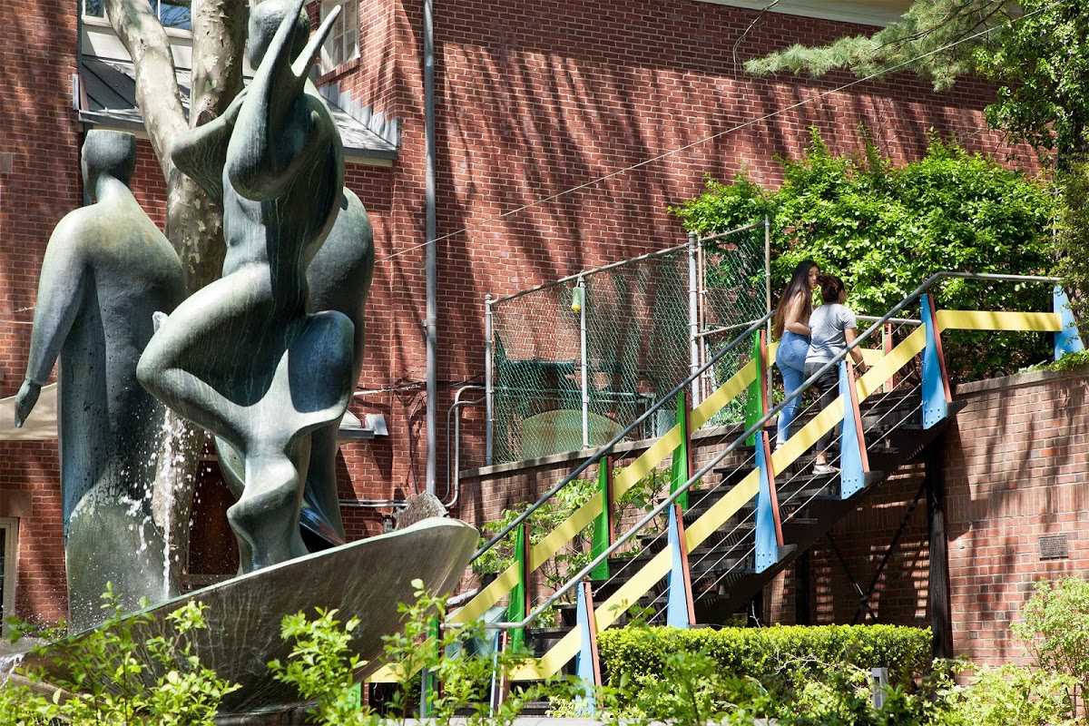 Students going up steps in Frazier terrace