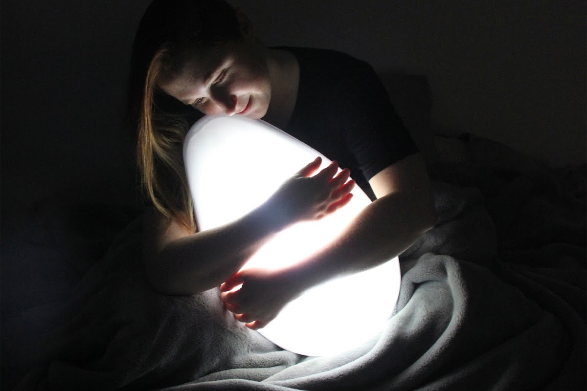 Light therapy pillow by Rebecca Erde MID 19