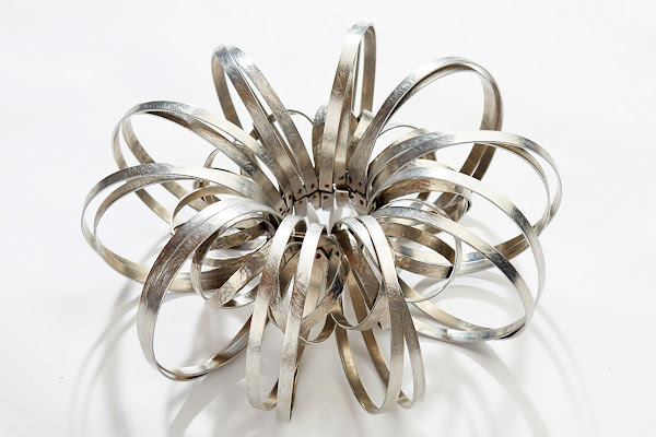 Kate Reed BRDD 21 ID flower-like metal piece