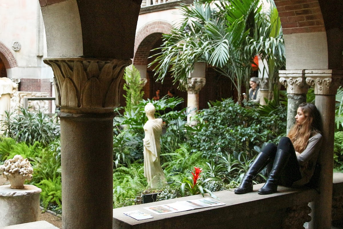 Leafy courtyard at Boston’s Isabella Stewart Gardner Museum