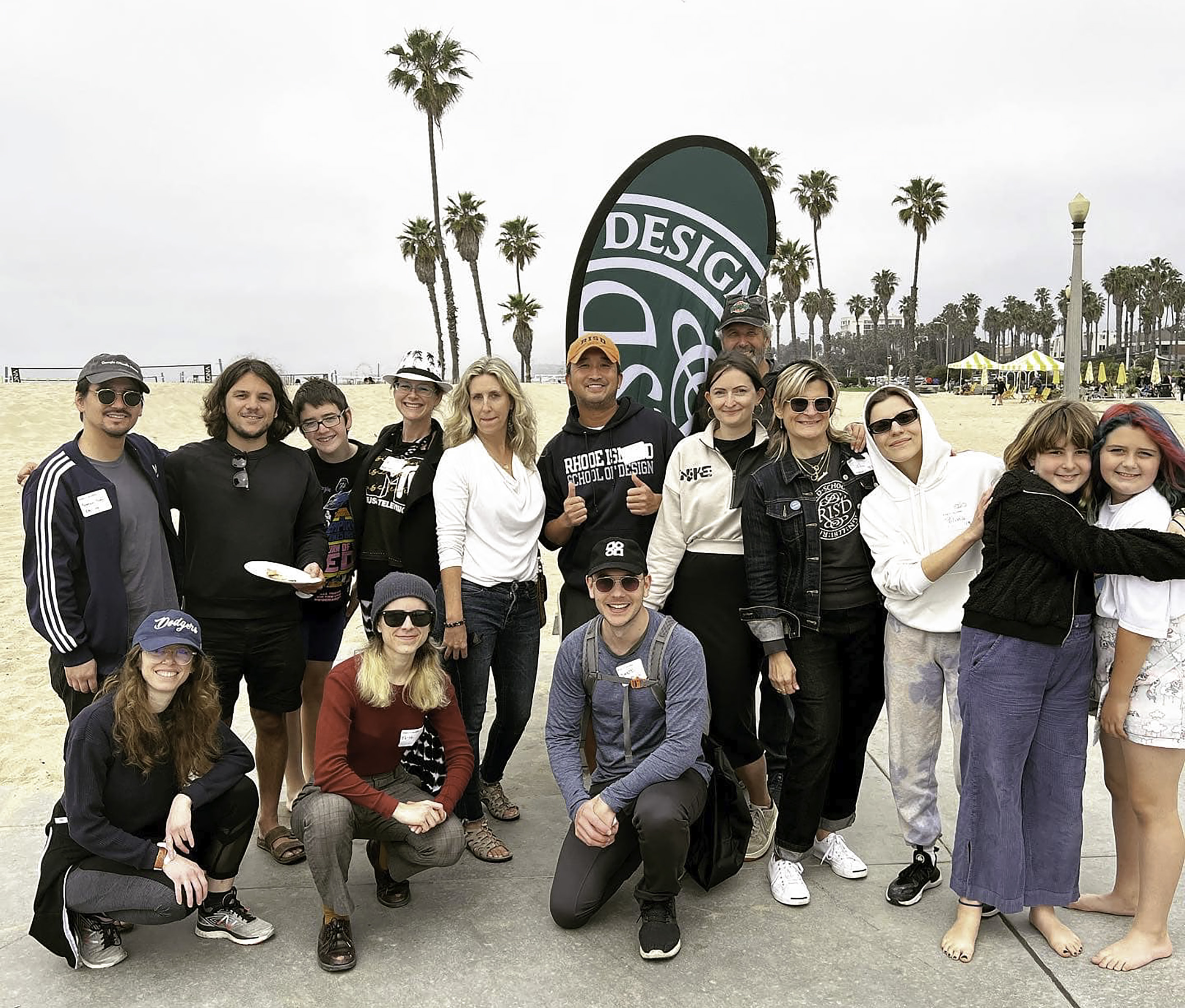 Alumni volunteers at an LA beach cleanup