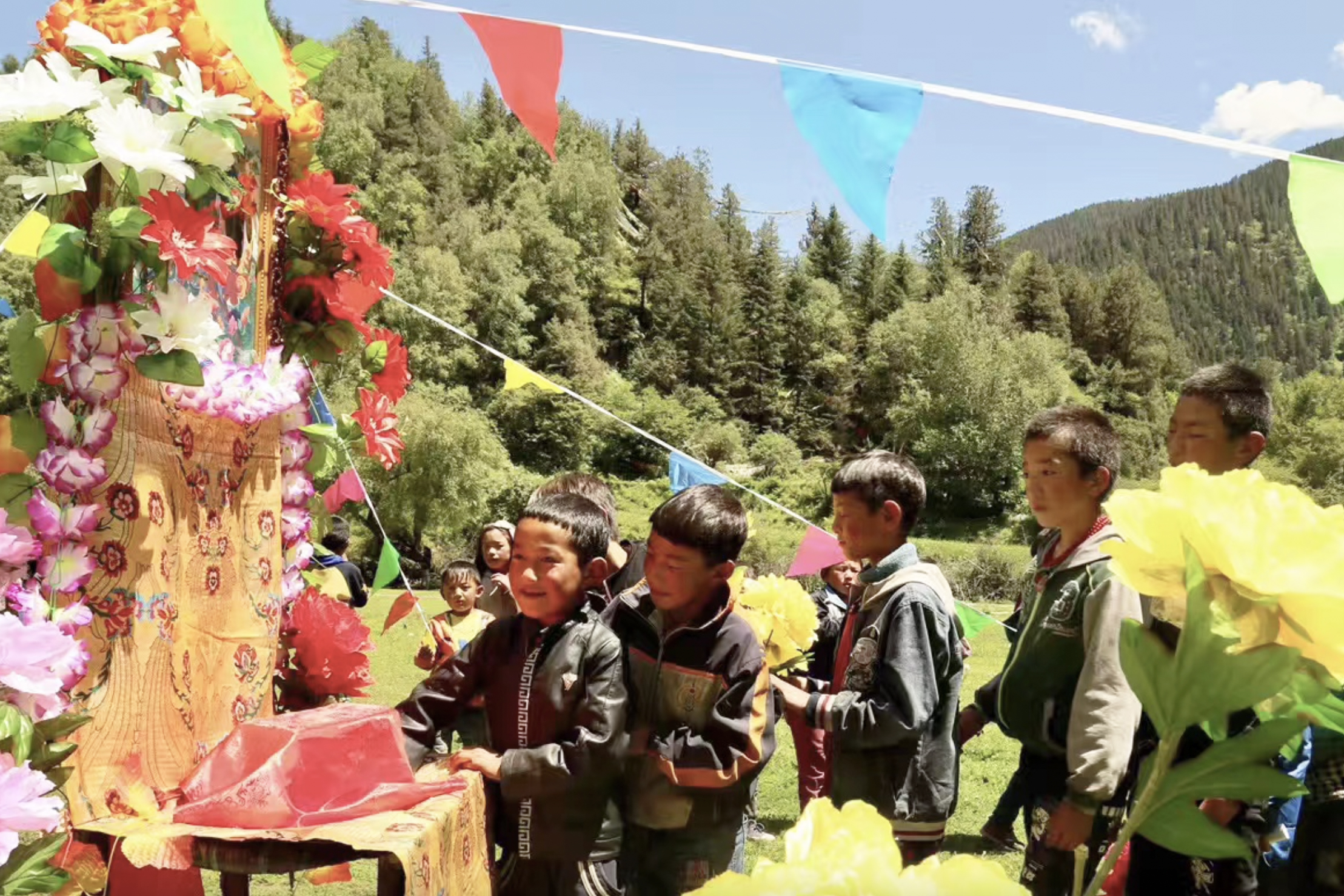 children in Tibet