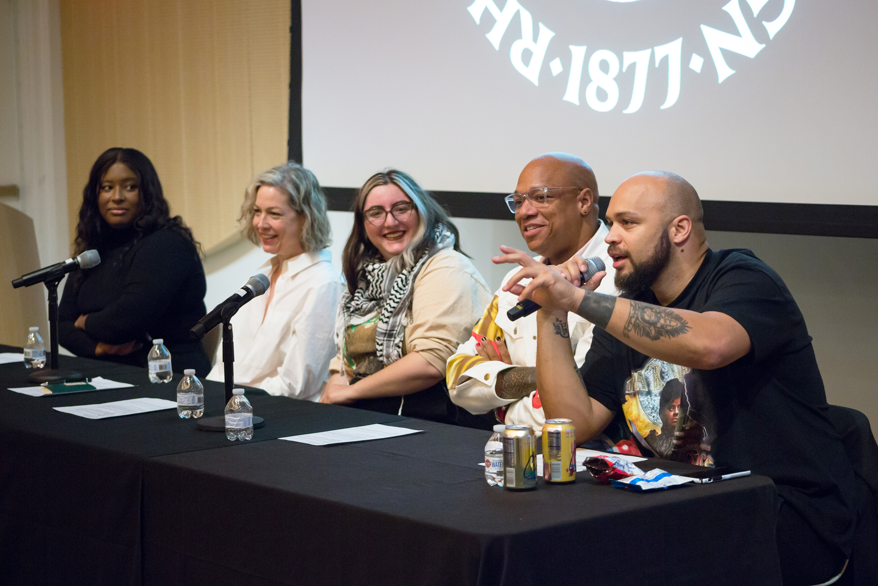comics artists contribute to panel on narrative