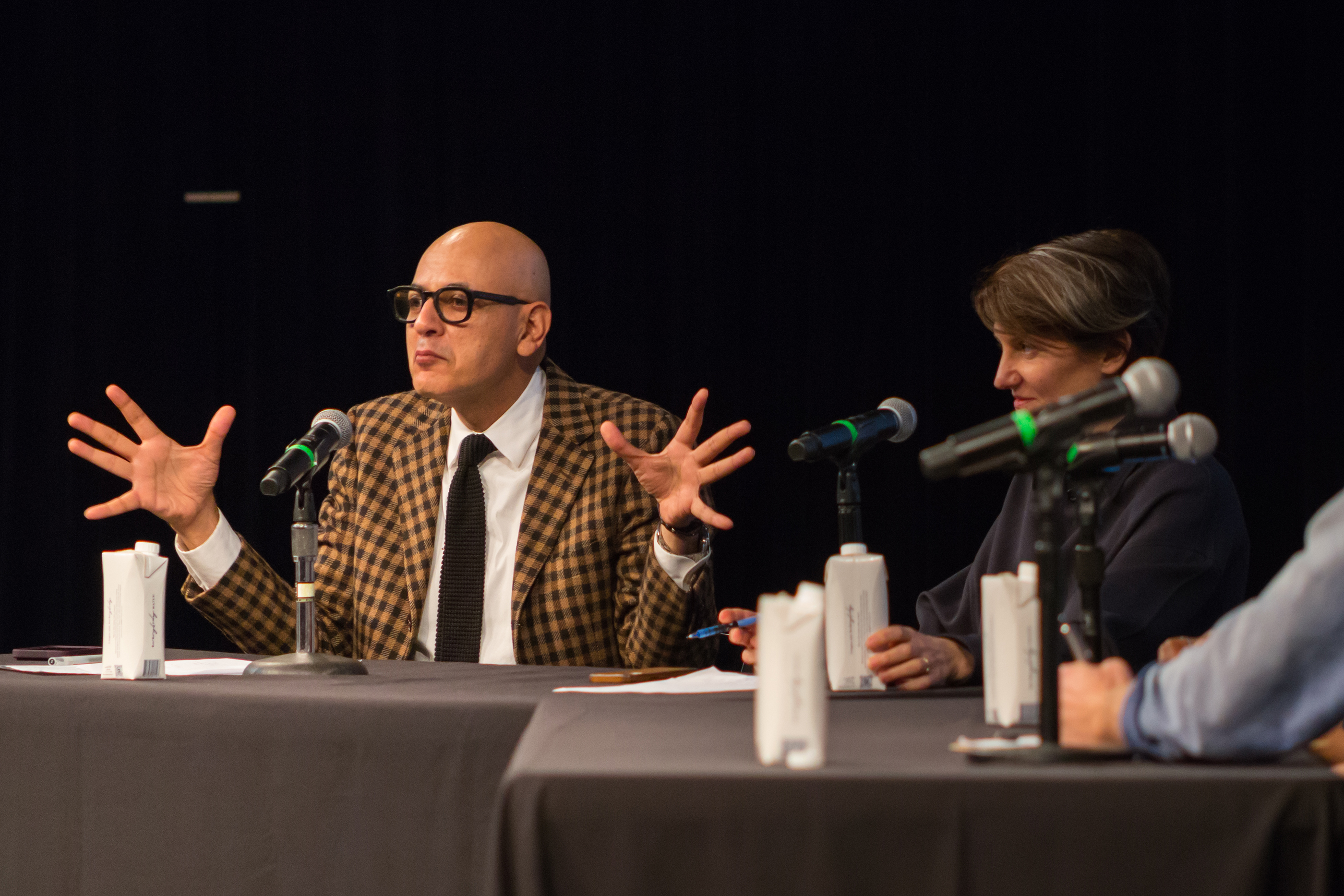 Associate Professor Ijlal Muzaffar leads a panel discussion