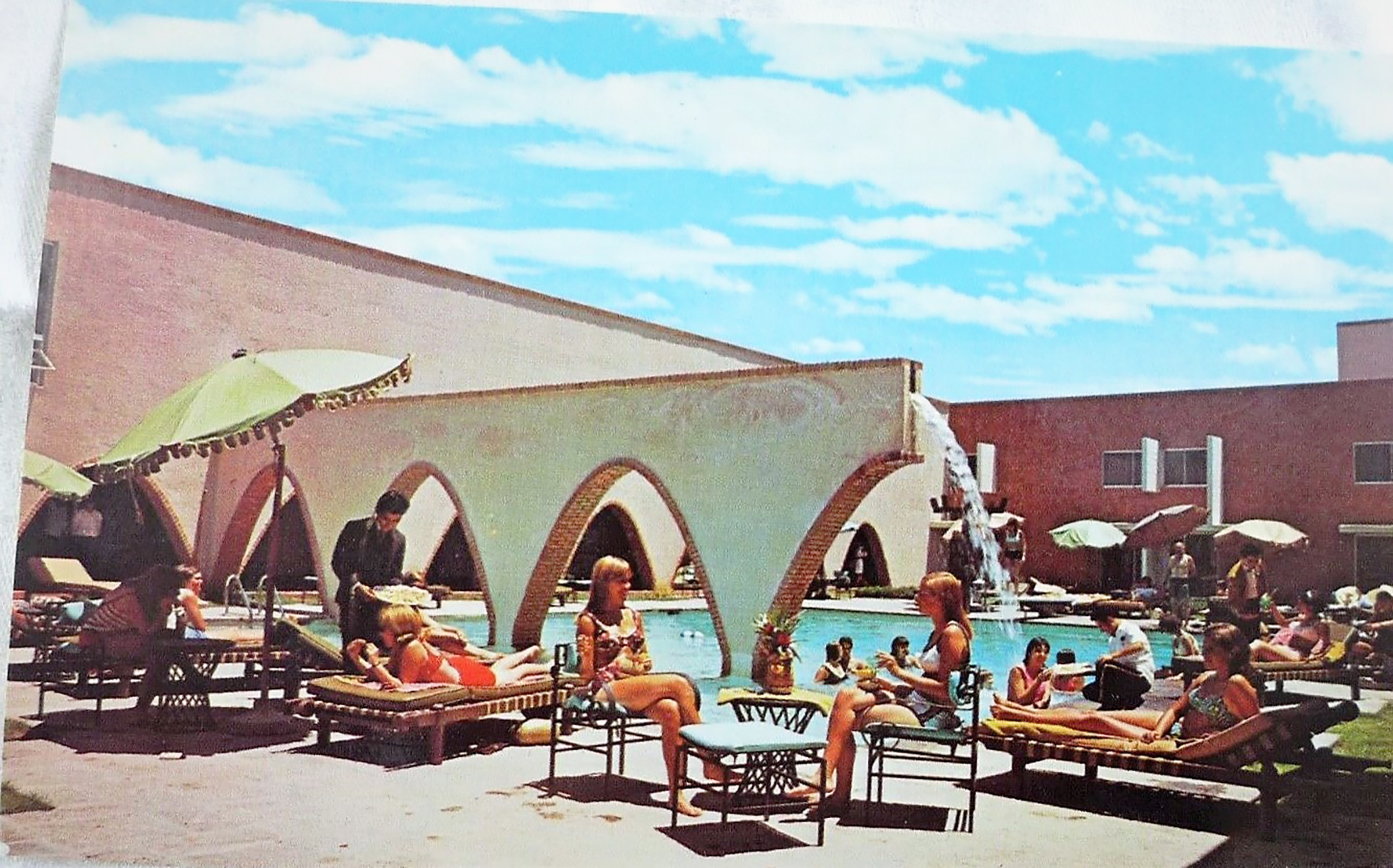 1960s-era Mexican tourism ad