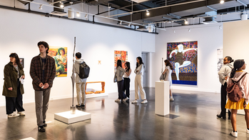 Students in a gallery looking at art