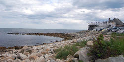 Rhode Island seaside with restaurant