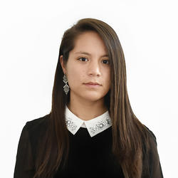Head shot Ana Gabriela Loayza